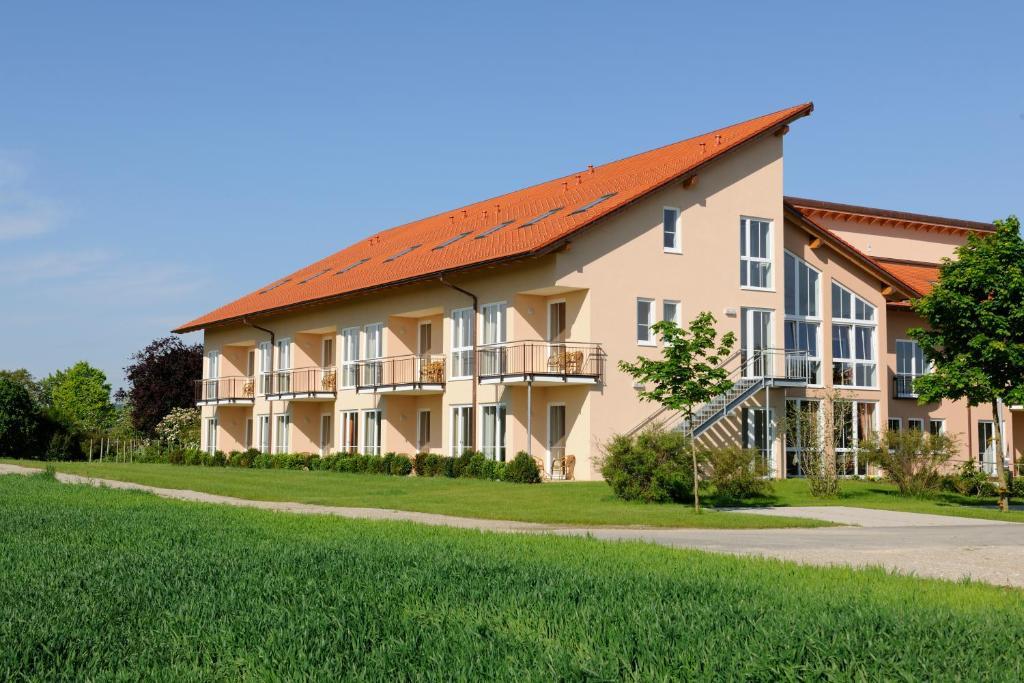 Hotel Inspiration Garni Tittmoning Eksteriør billede