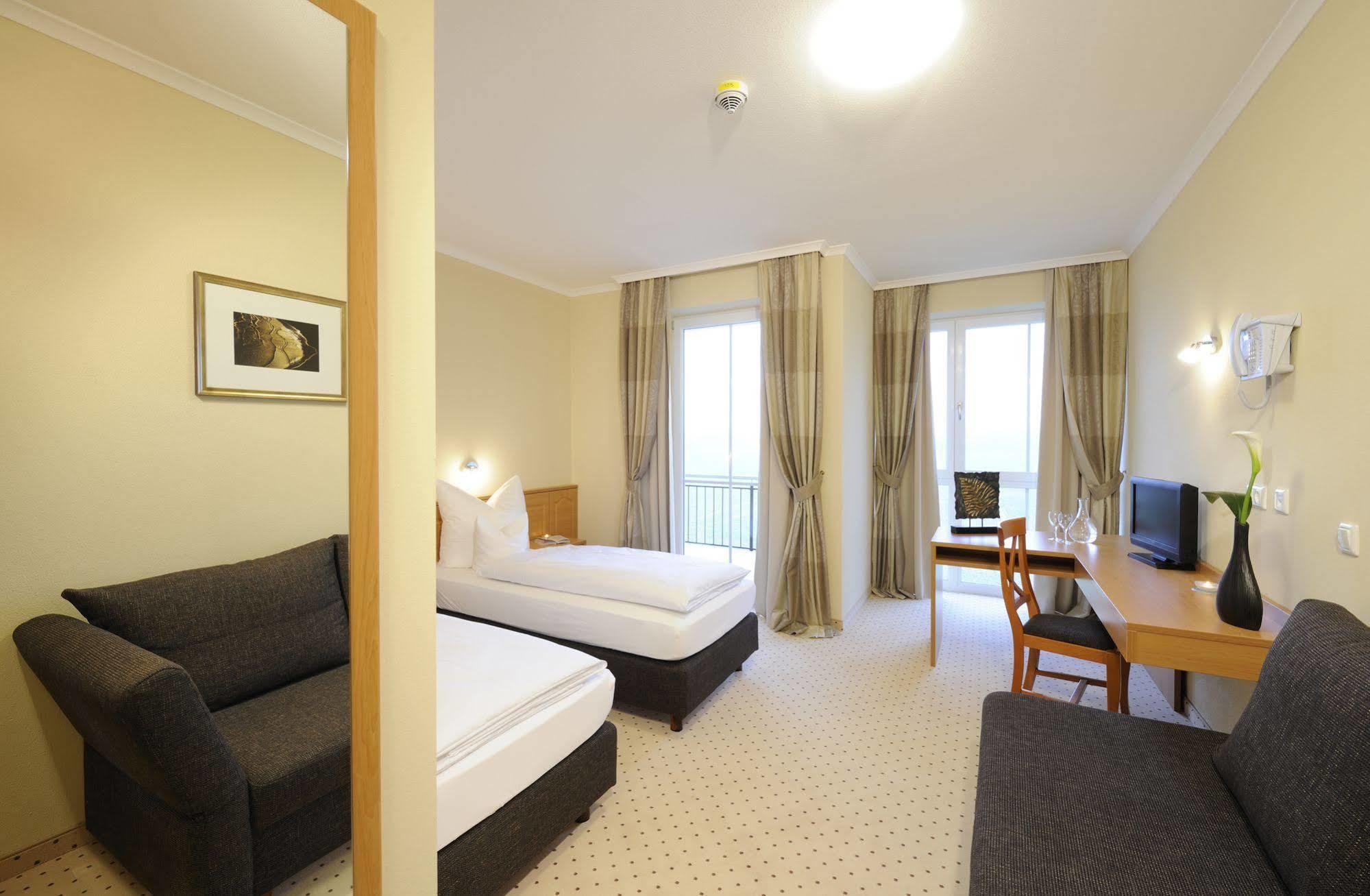 Hotel Inspiration Garni Tittmoning Eksteriør billede