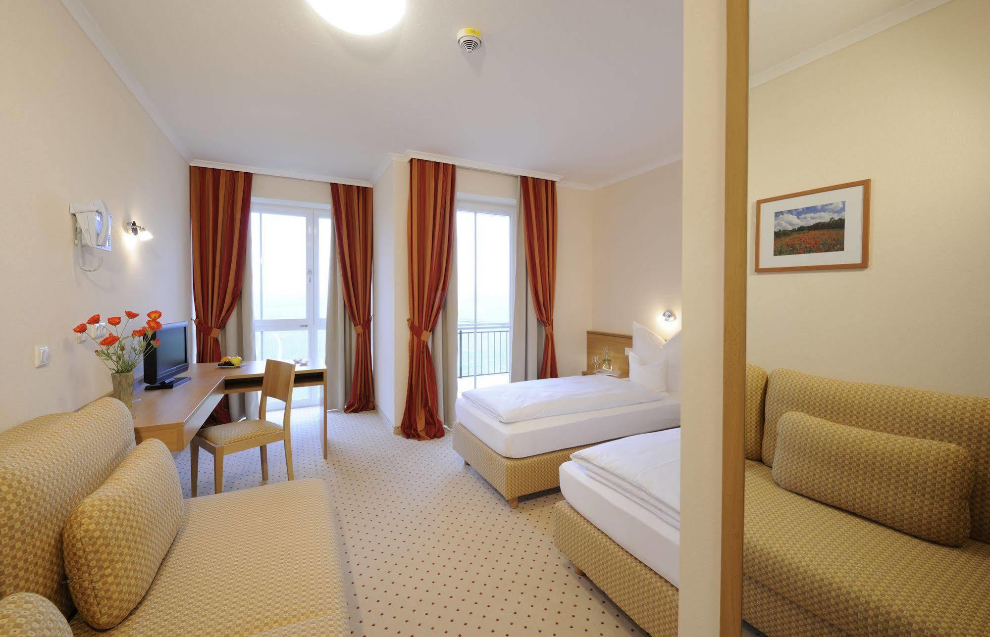 Hotel Inspiration Garni Tittmoning Eksteriør billede