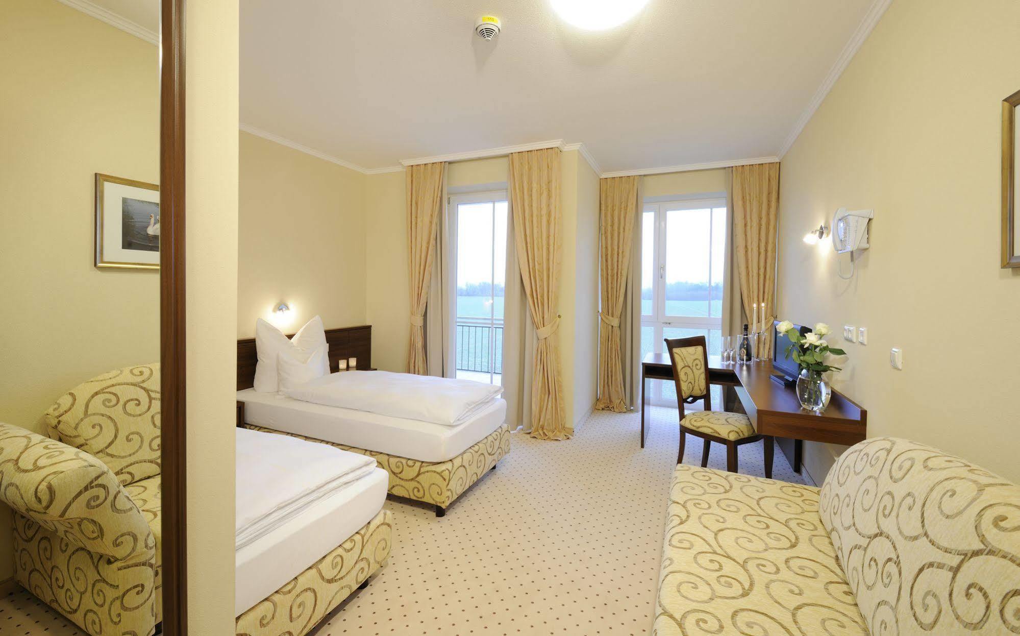 Hotel Inspiration Garni Tittmoning Eksteriør billede